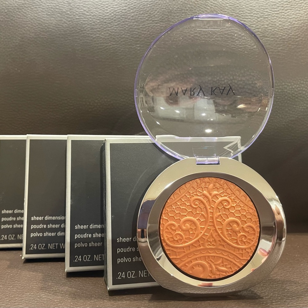 Mary Kay Sheer Dimensions Powder - Lace